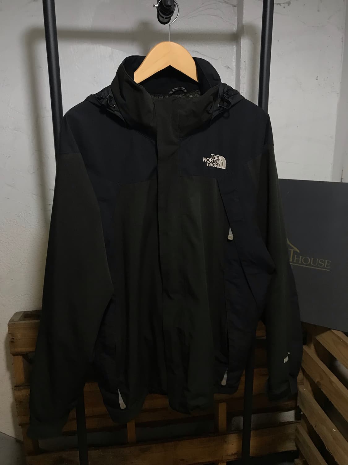 The North Face Gore-Tax Windbreaker 상품이미지5