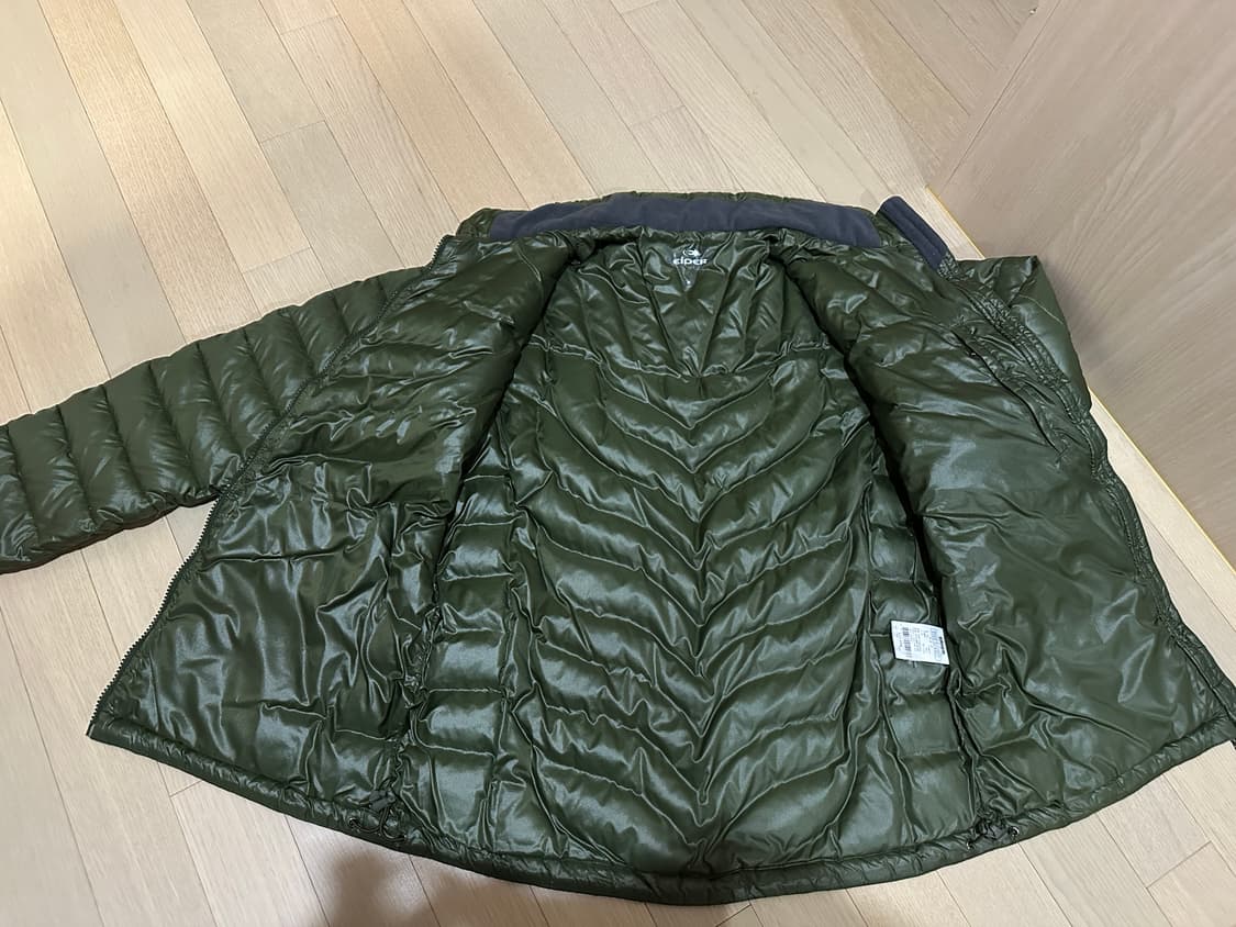 아이더 경량패딩 구스다운 M(95) 상품이미지6