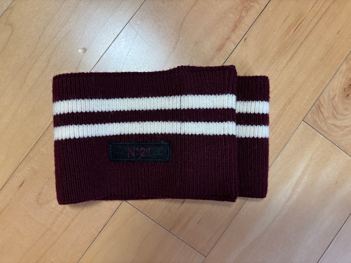 N21 버건디 니트 폴라 상품이미지1