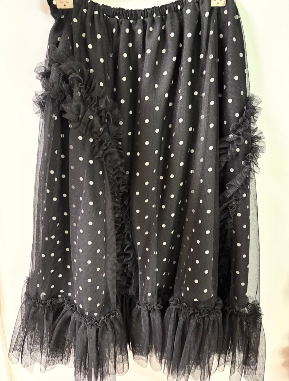 생긴스튜디오 러플 도트 샤스커트 상품이미지3