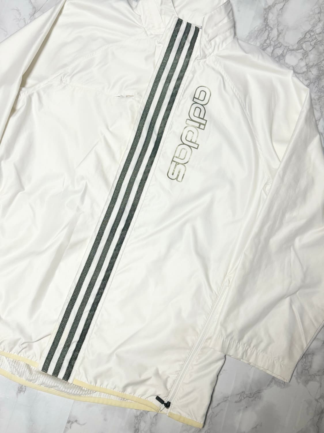 아디다스 빅로고 화이트 올드스쿨 바람막이 자켓 상품이미지2