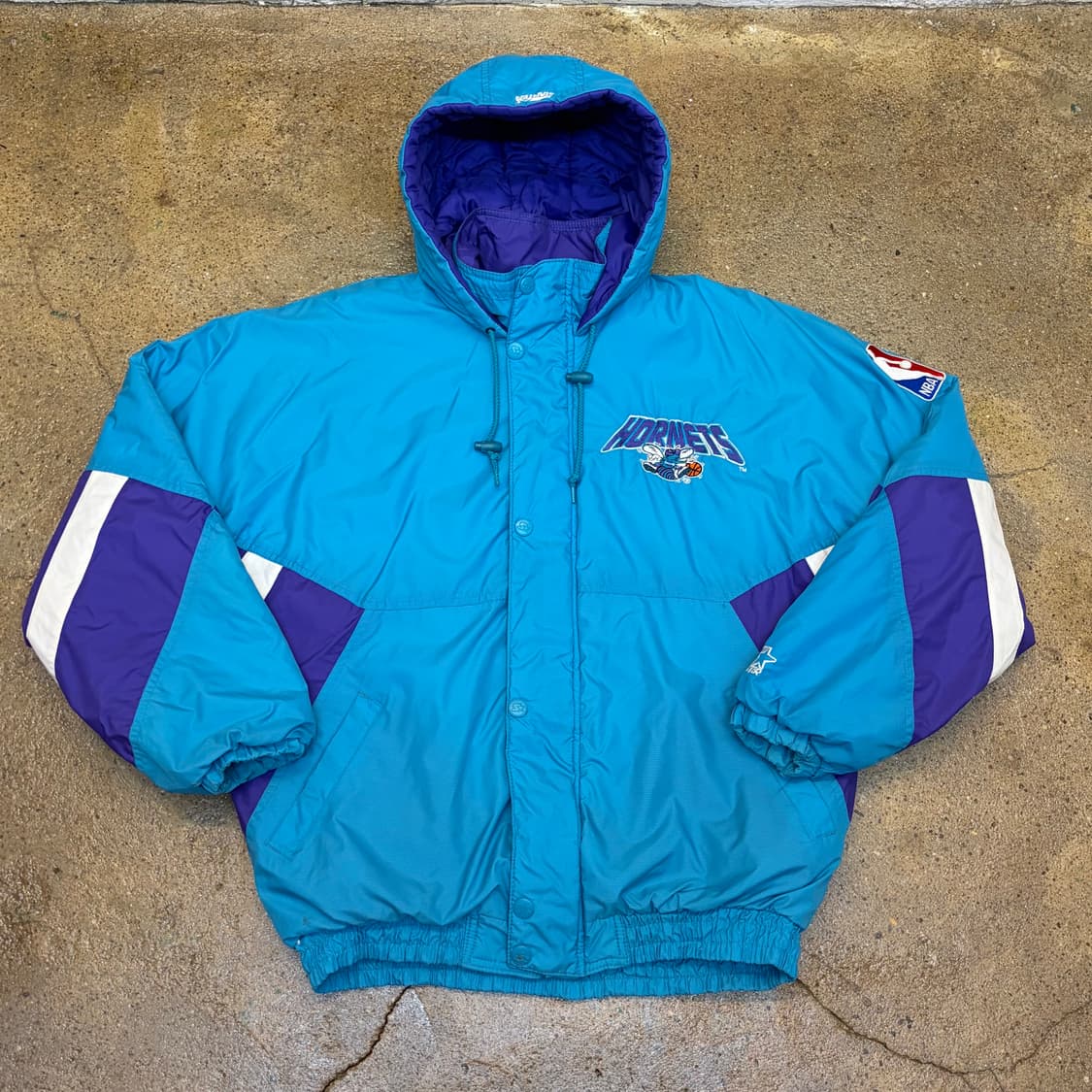 90s 미국 빈티지 스타터 NBA 샬럿 호네츠 패딩점퍼  상품이미지2