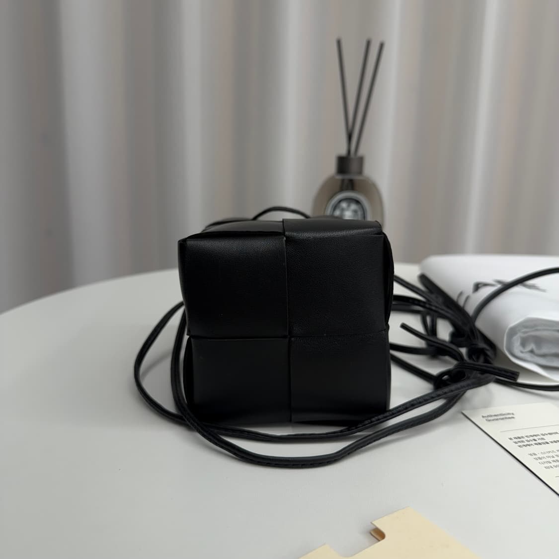 [정품] 보테가베네타 미니 카세트 버킷백 상품이미지7