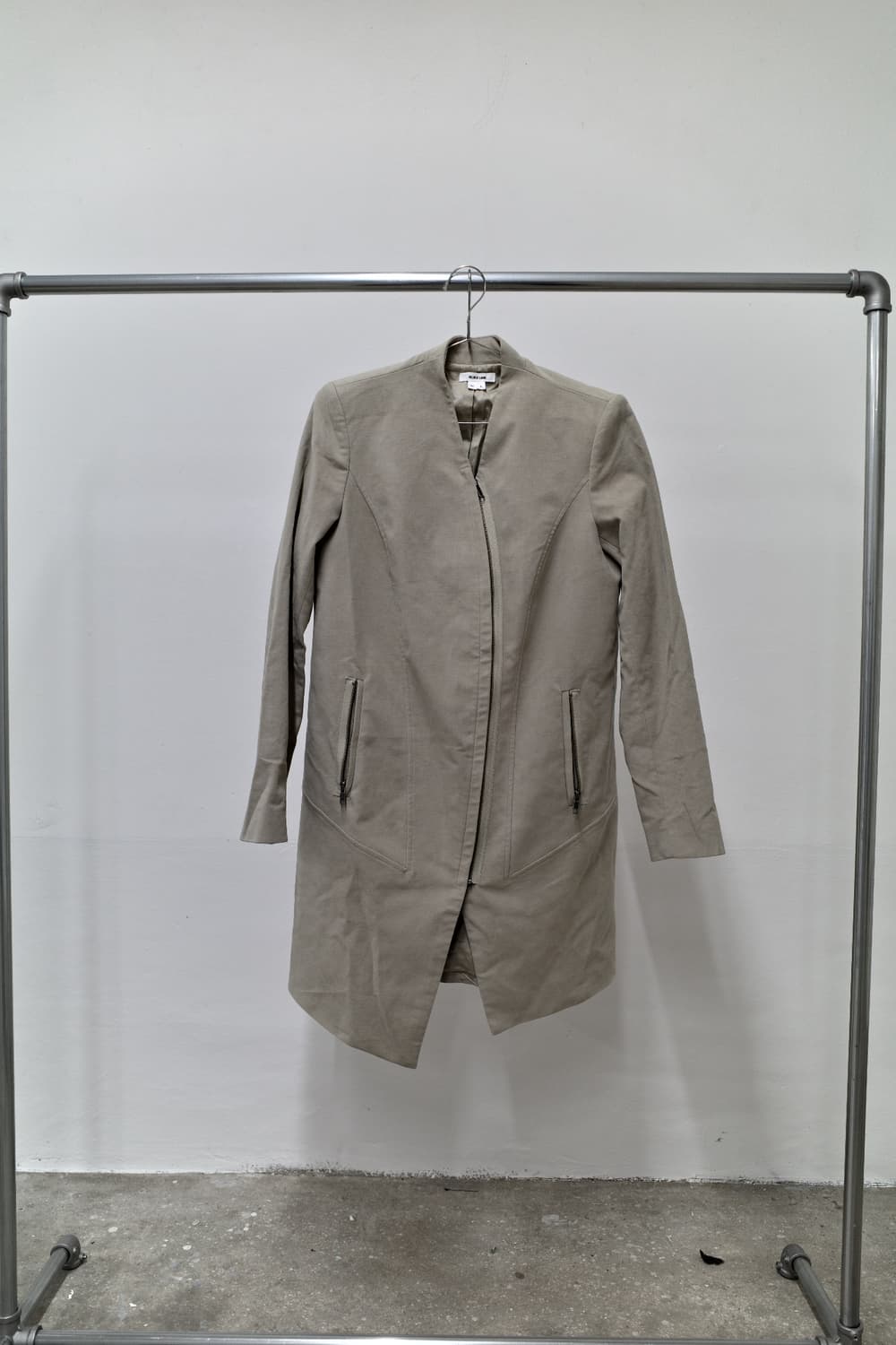 Helmut Lang Curved Zipper Coat 상품이미지1
