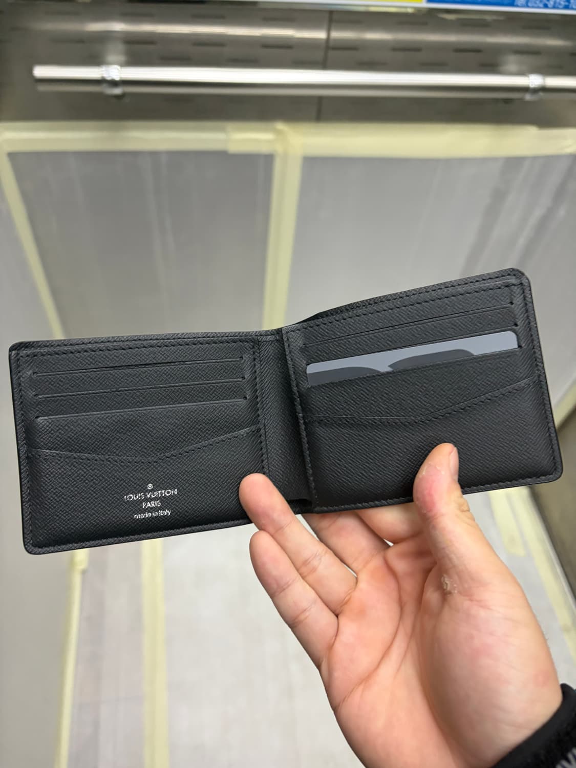 루이비통 이클립스 반지갑 팔아요 상품이미지3