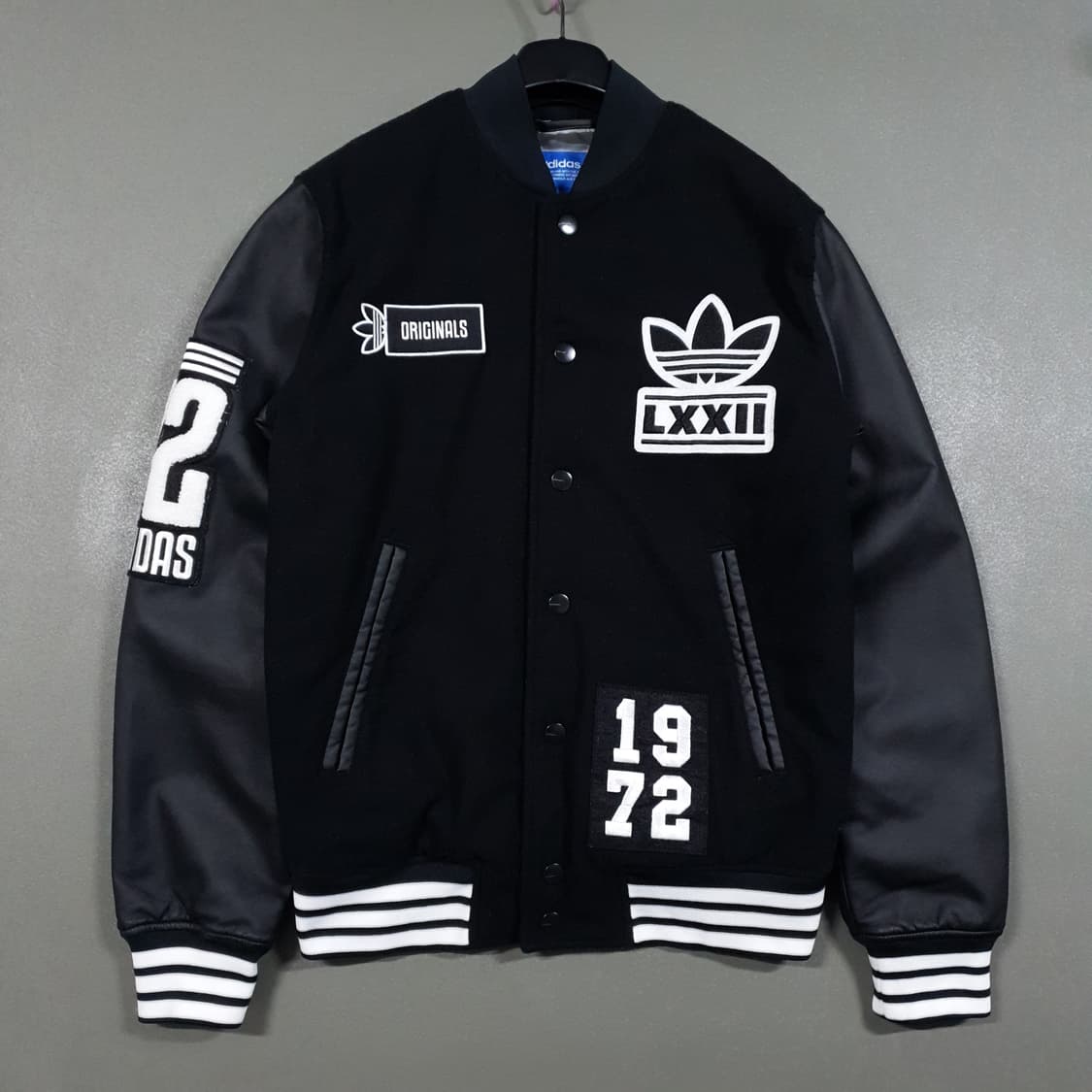 실측 M 아디다스 오리지널 트레포일 패치 자수 누빔 바시티 스타디움 자켓 상품이미지1