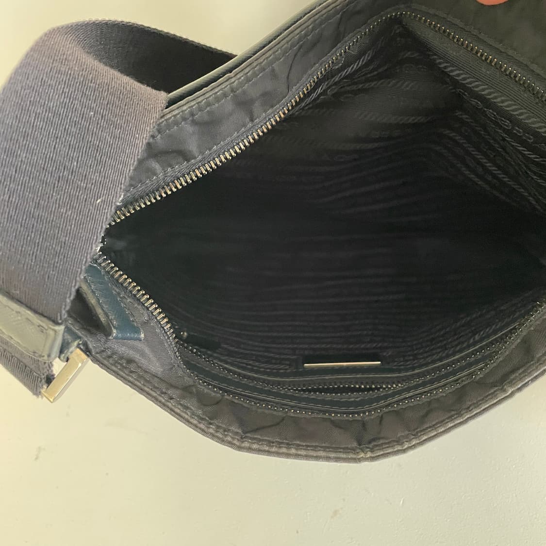 프라다 딥네이비 테수토 숄더 & 크로스백 상품이미지8