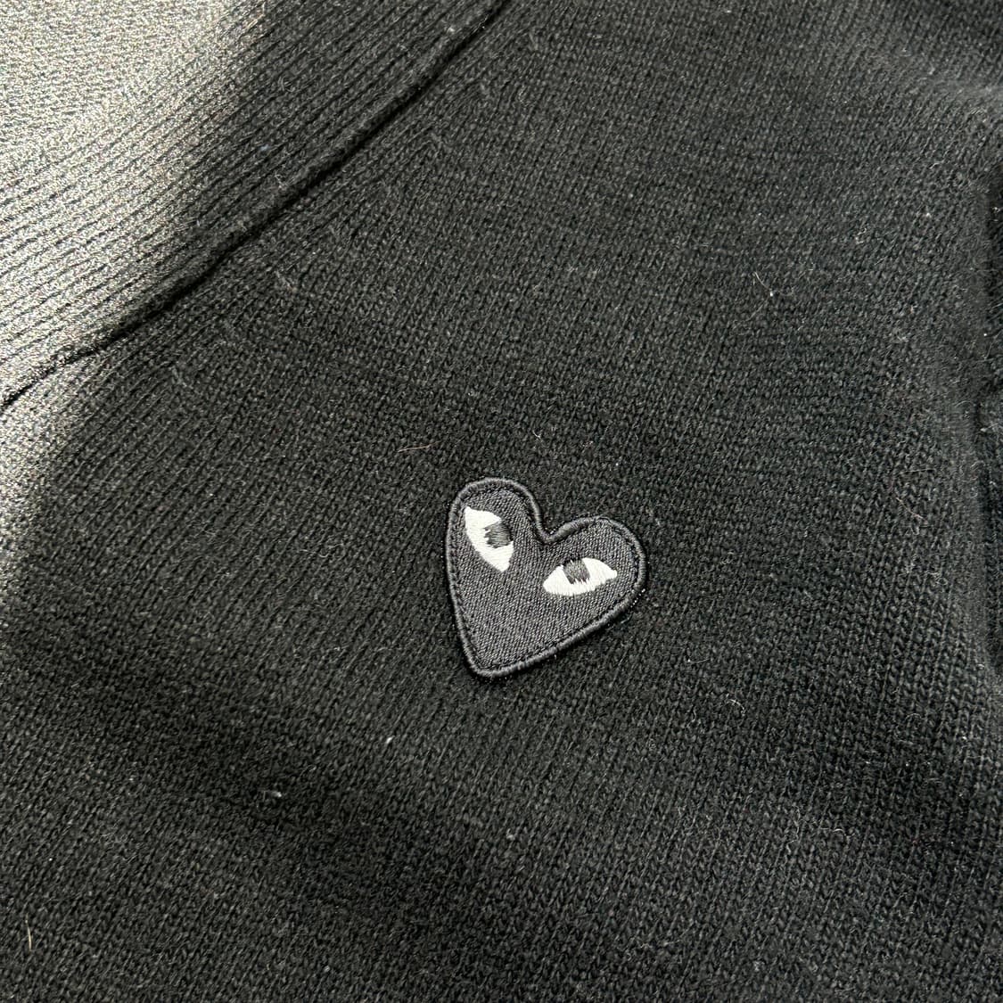 꼼데가르송 블랙 패치 니트 가디건 상품이미지4