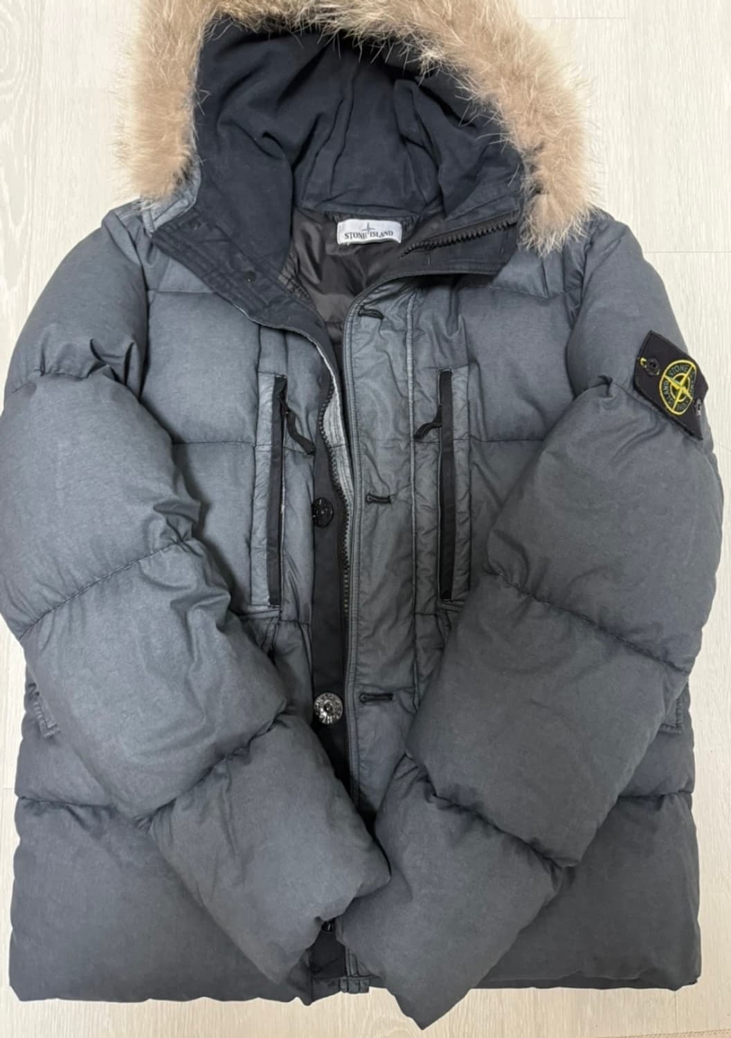 스톤아일랜드 RESIN POPLIN DOWN-TC 코요 테 퍼 탈부착 상품이미지2