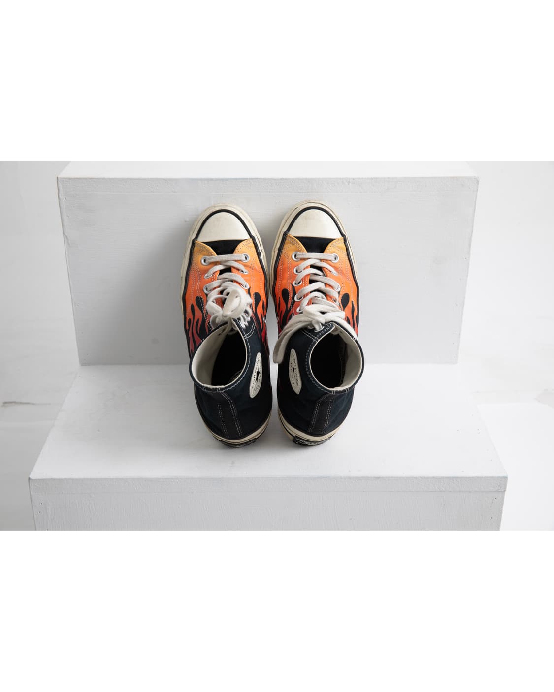 Converse Chuck 70 HI 아카이브 프린트 플레임 상품이미지1