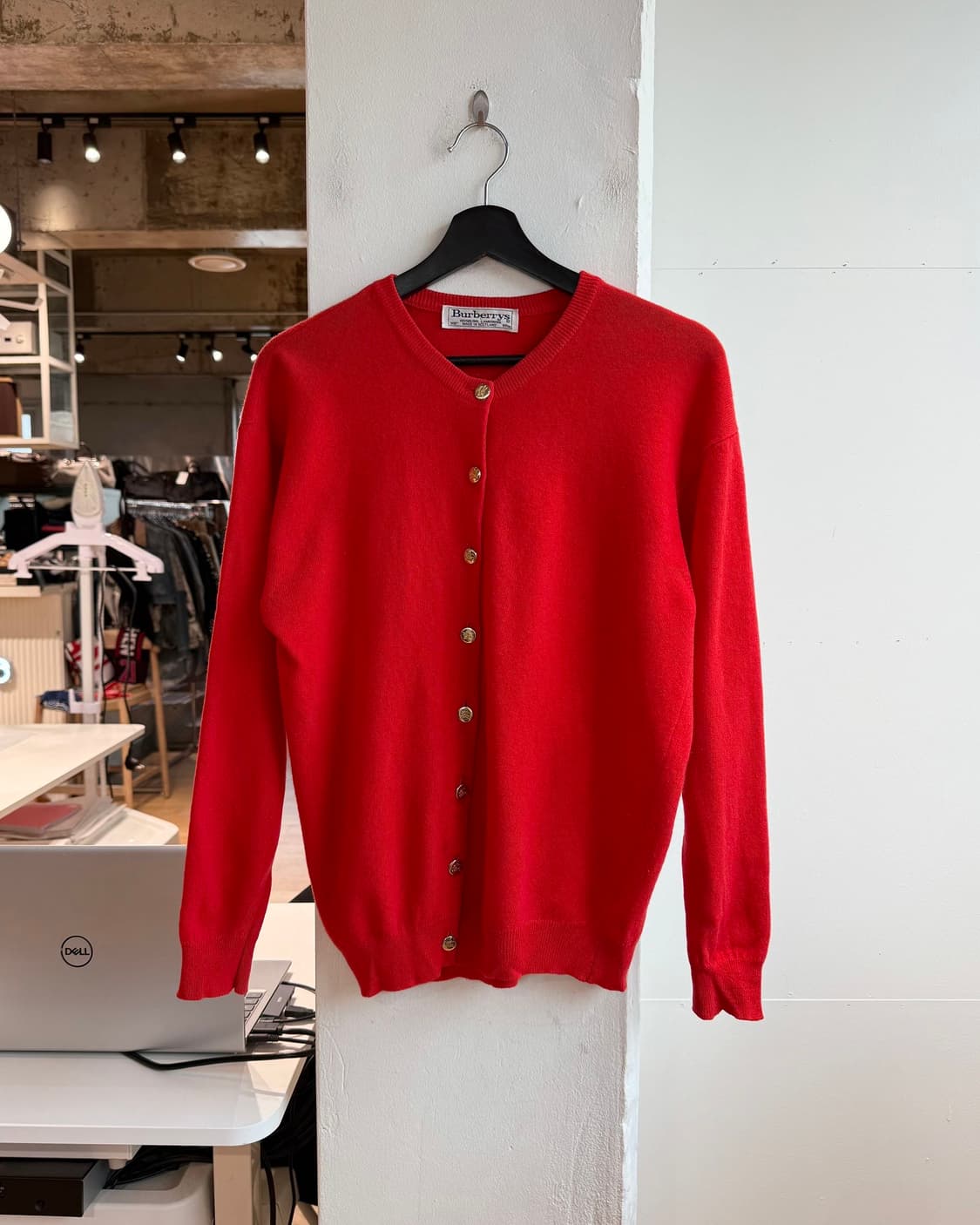 버버리 레드 금장 램스울 가디건 상품이미지2