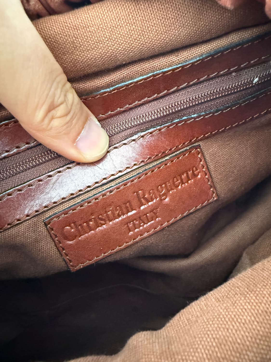 Christian Raguerre 레더 위밍 크로스백 상품이미지9