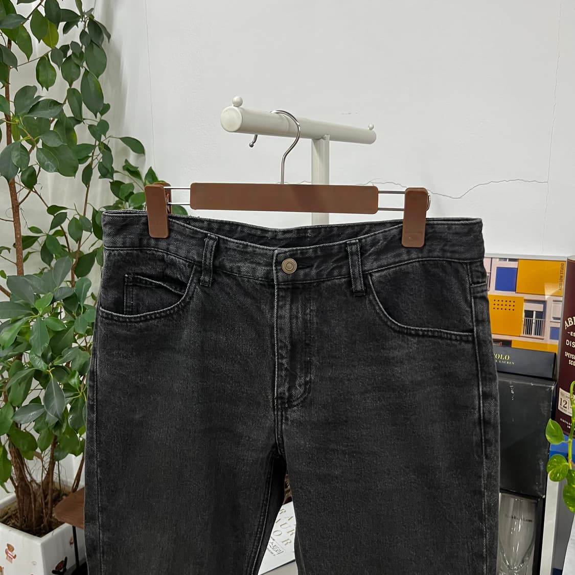 솔리드옴므 흑청 데님팬츠 48 상품이미지2