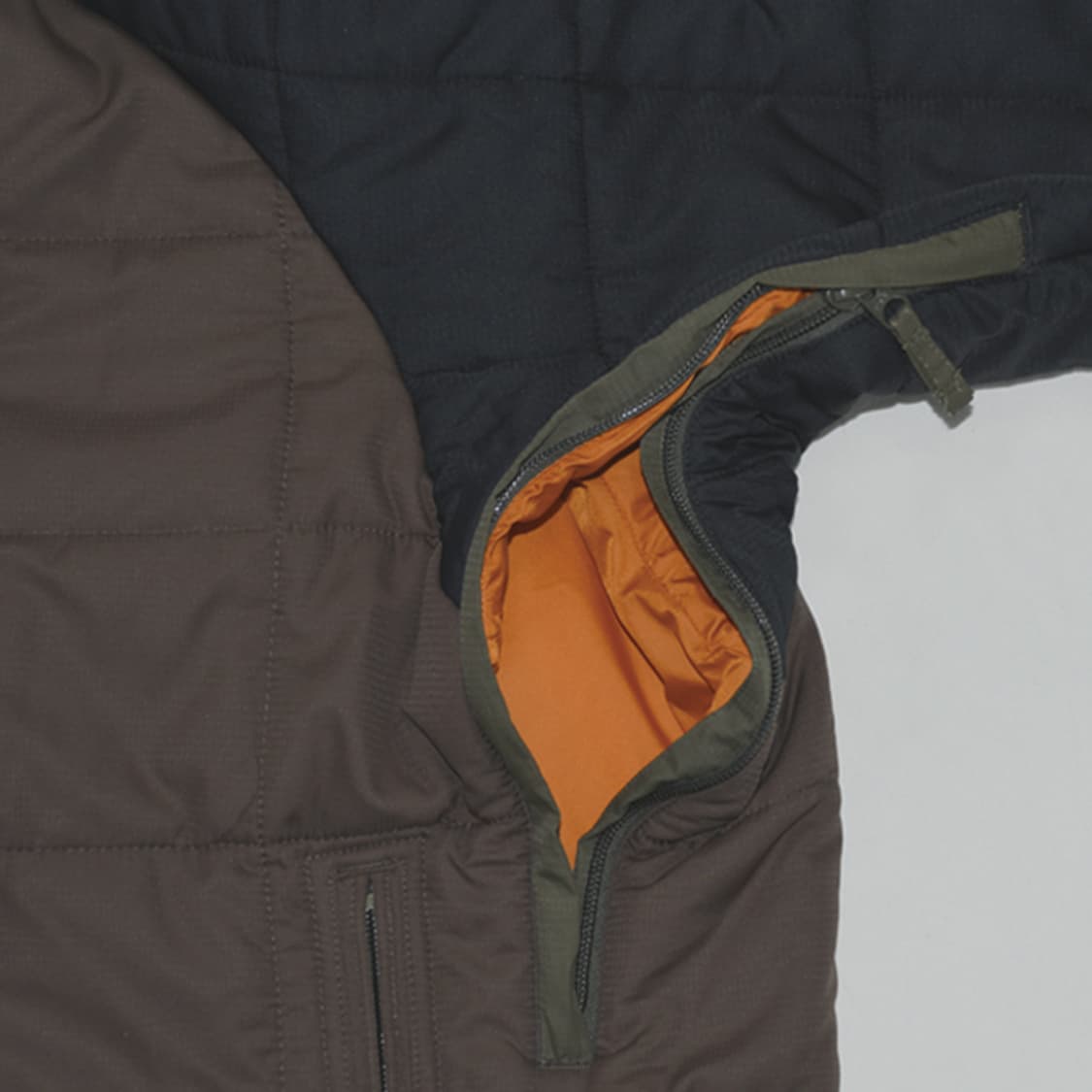 Columbia 컬러블록후드패딩점퍼 상품이미지6