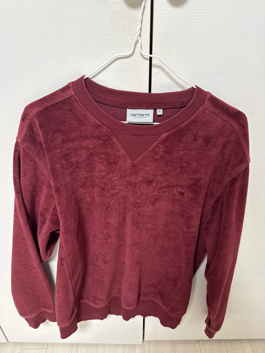 칼하트 버건디 맨투맨 상품이미지2