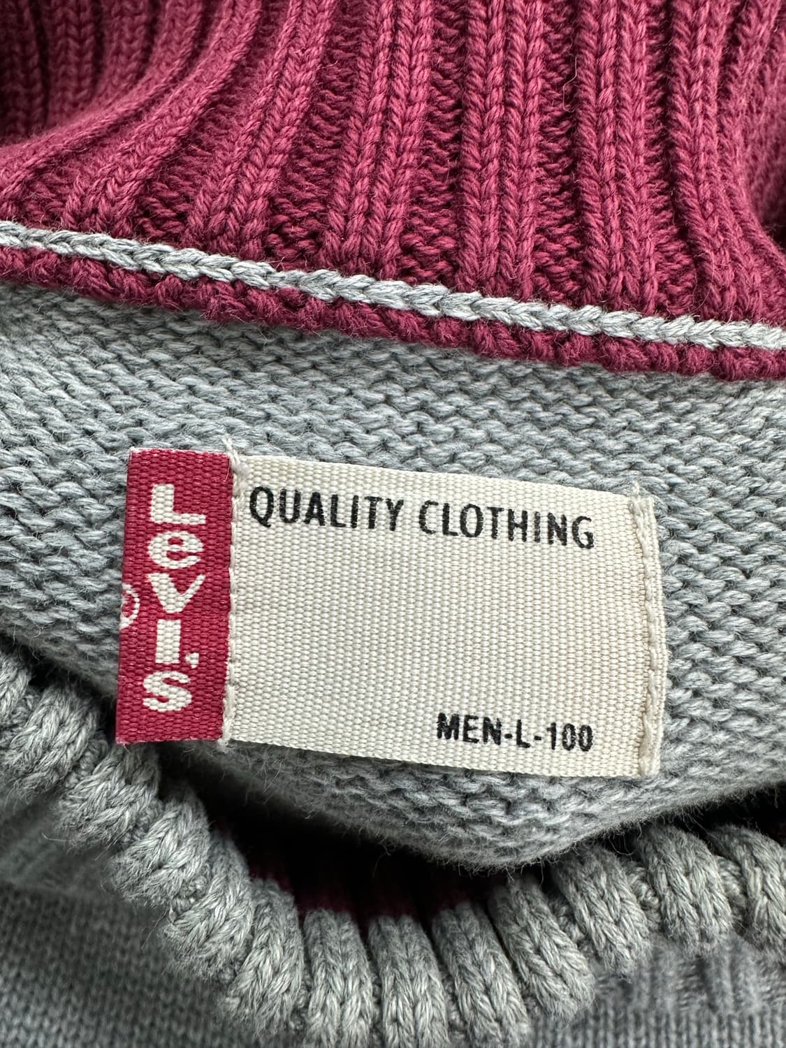 리바이스 사이드라인 하프넥 니트 상품이미지6