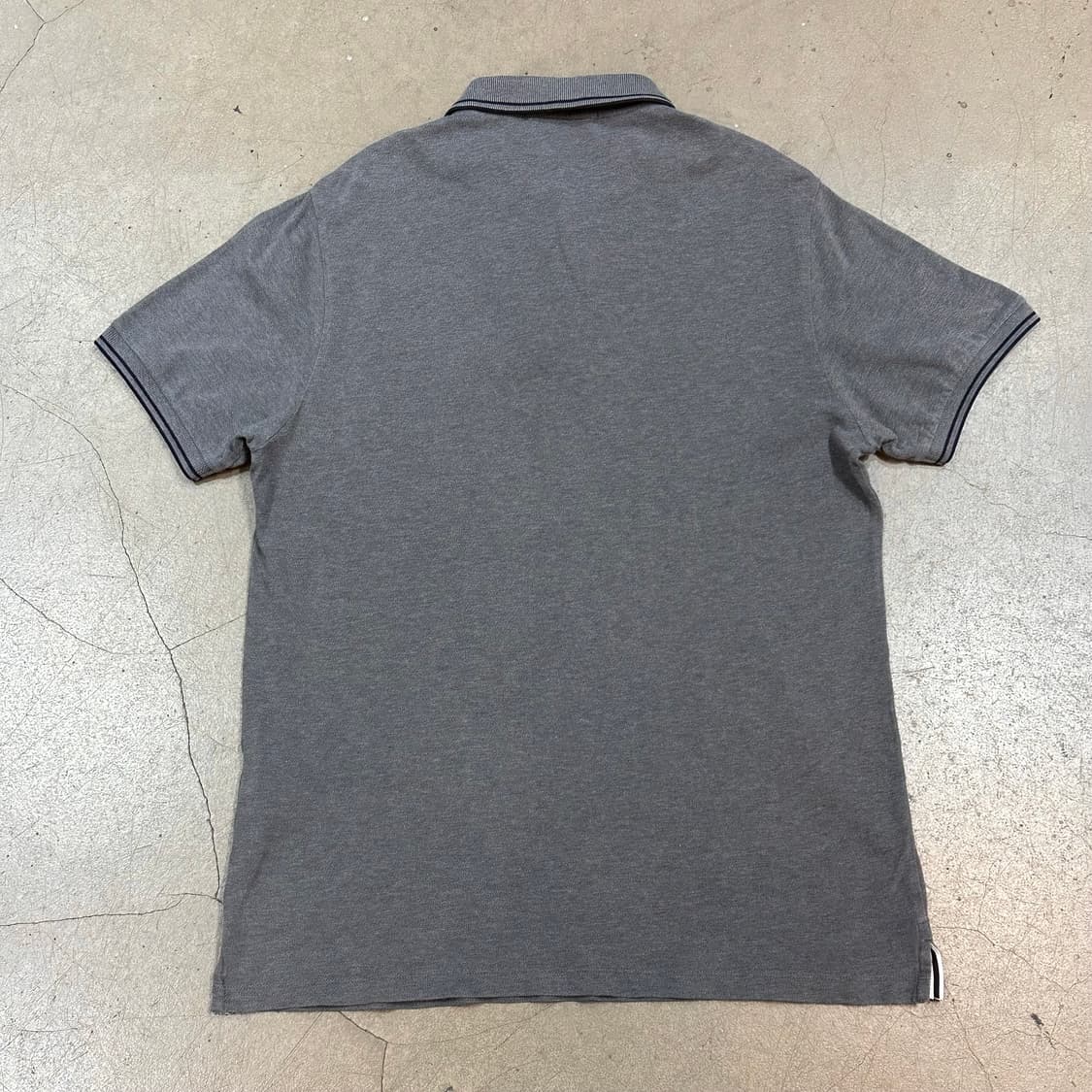 L 스톤아일랜드 슬림핏 그레이 반팔 카라티 상품이미지3