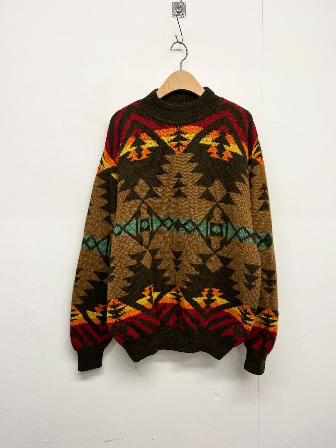 베네통 아즈텍 오르테가 치마요 패턴 니트 상품이미지1