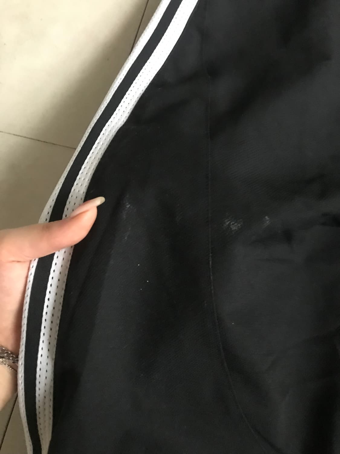 아디다스 블랙 와이드핏 트레이닝 팬츠 상품이미지7