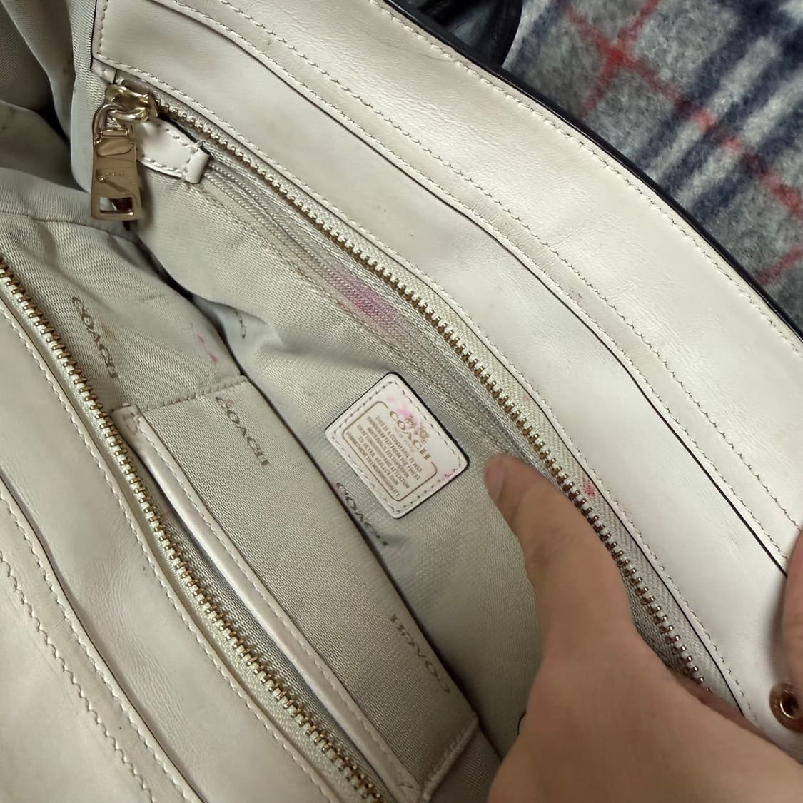 코치 가죽 핸드백 정품  상품이미지3