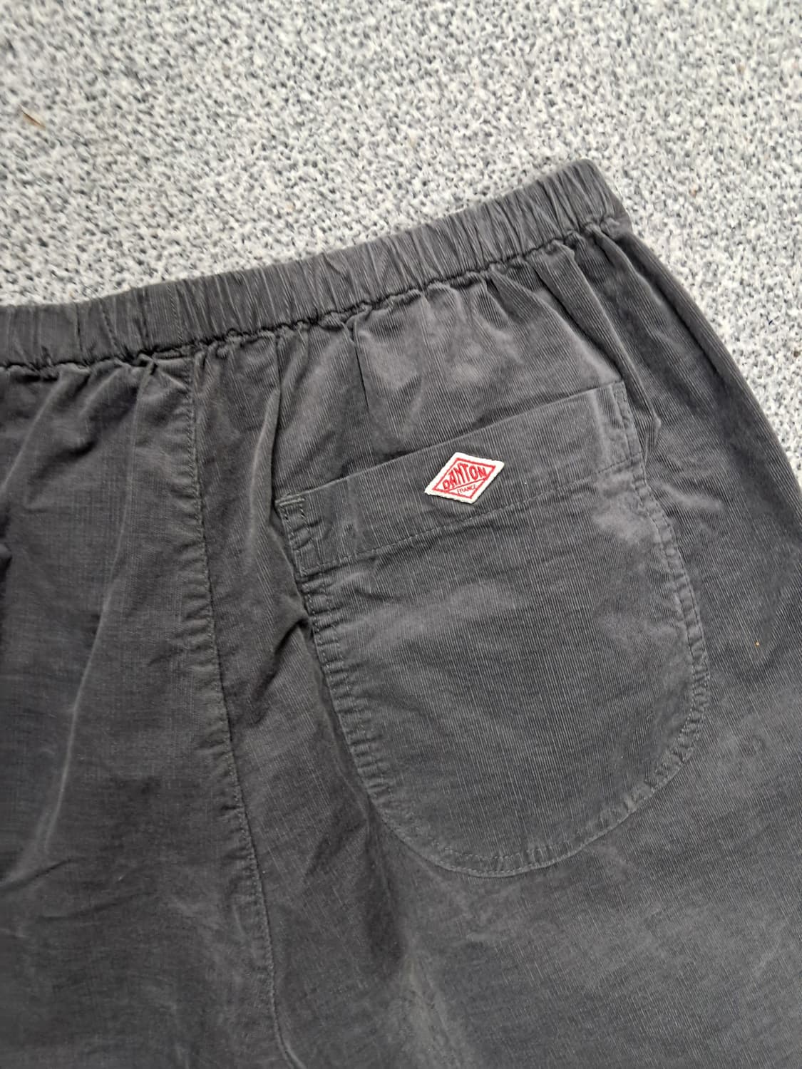 단톤이지 그레이 코듀로이 와이드 팬츠 상품이미지5