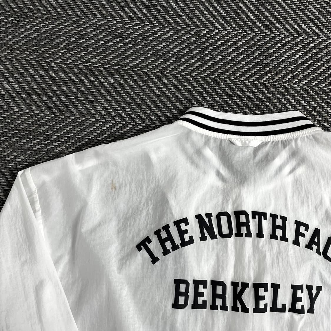 노스페이스 신형 빅로고 경량 나일론 우븐 바시티 자켓o 3047 상품이미지6