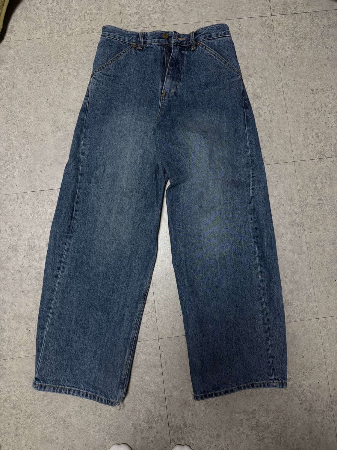 해칭룸 와이드 커브드 진 상품이미지2