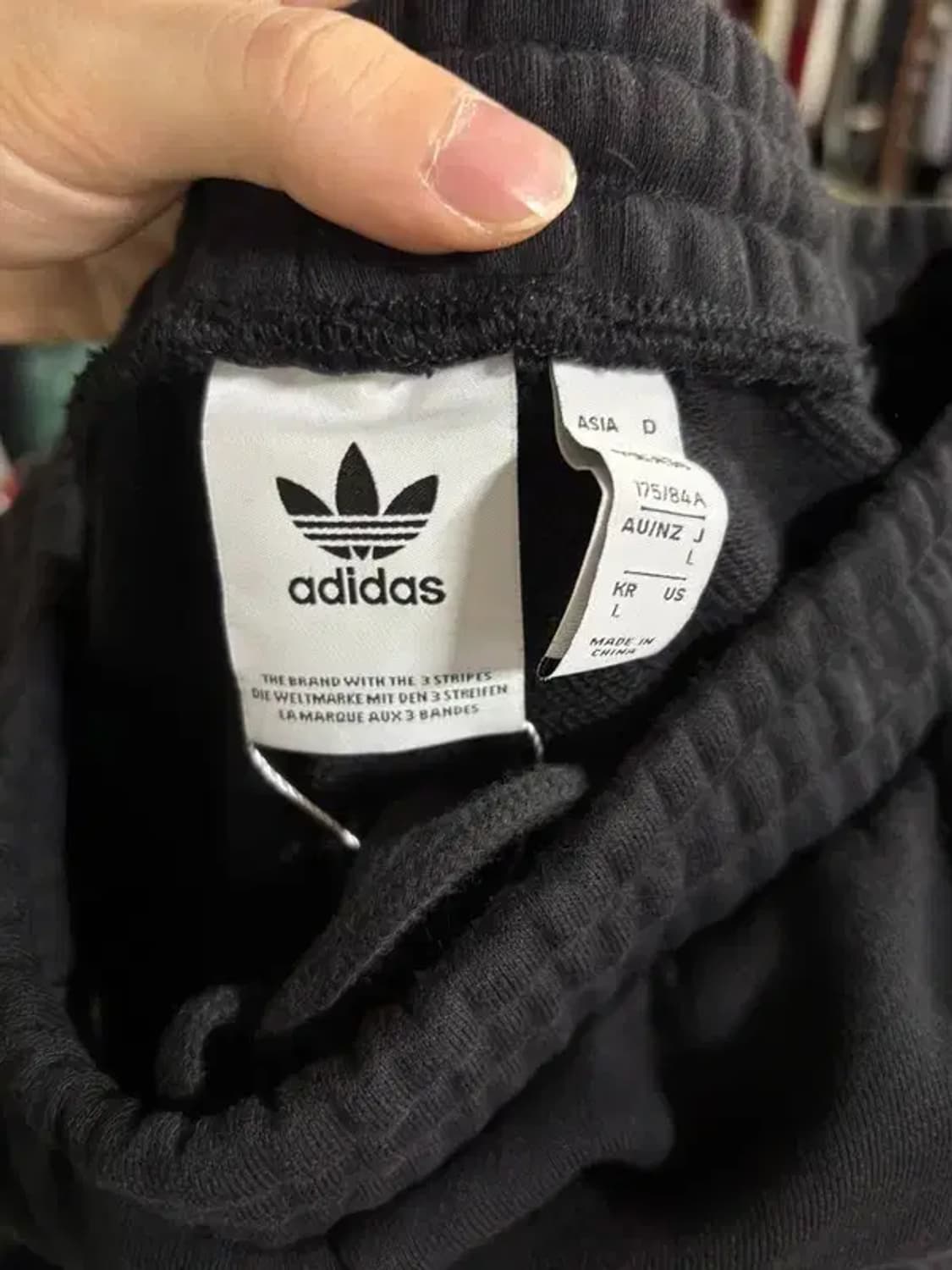 [ ADIDAS ] 아디다스 리메이크 트레이닝 [ SIZE: L ] 상품이미지9