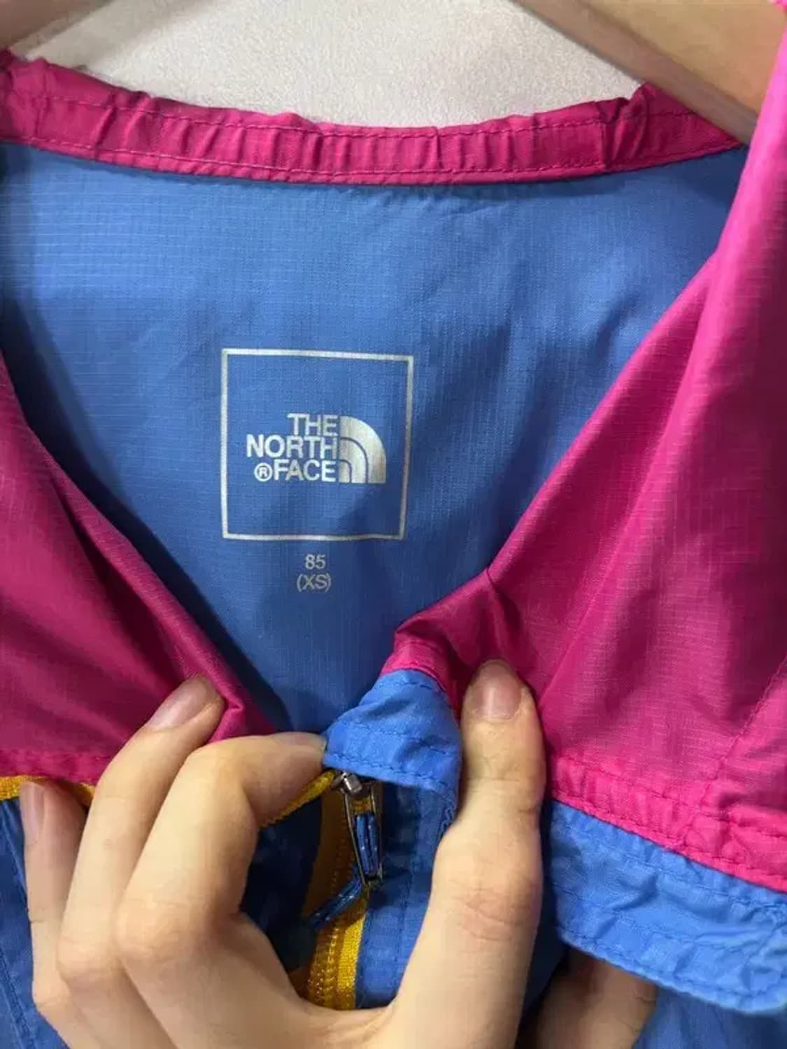 노스페이스 배색 바람막이 [ SIZE: 85 ] 상품이미지5