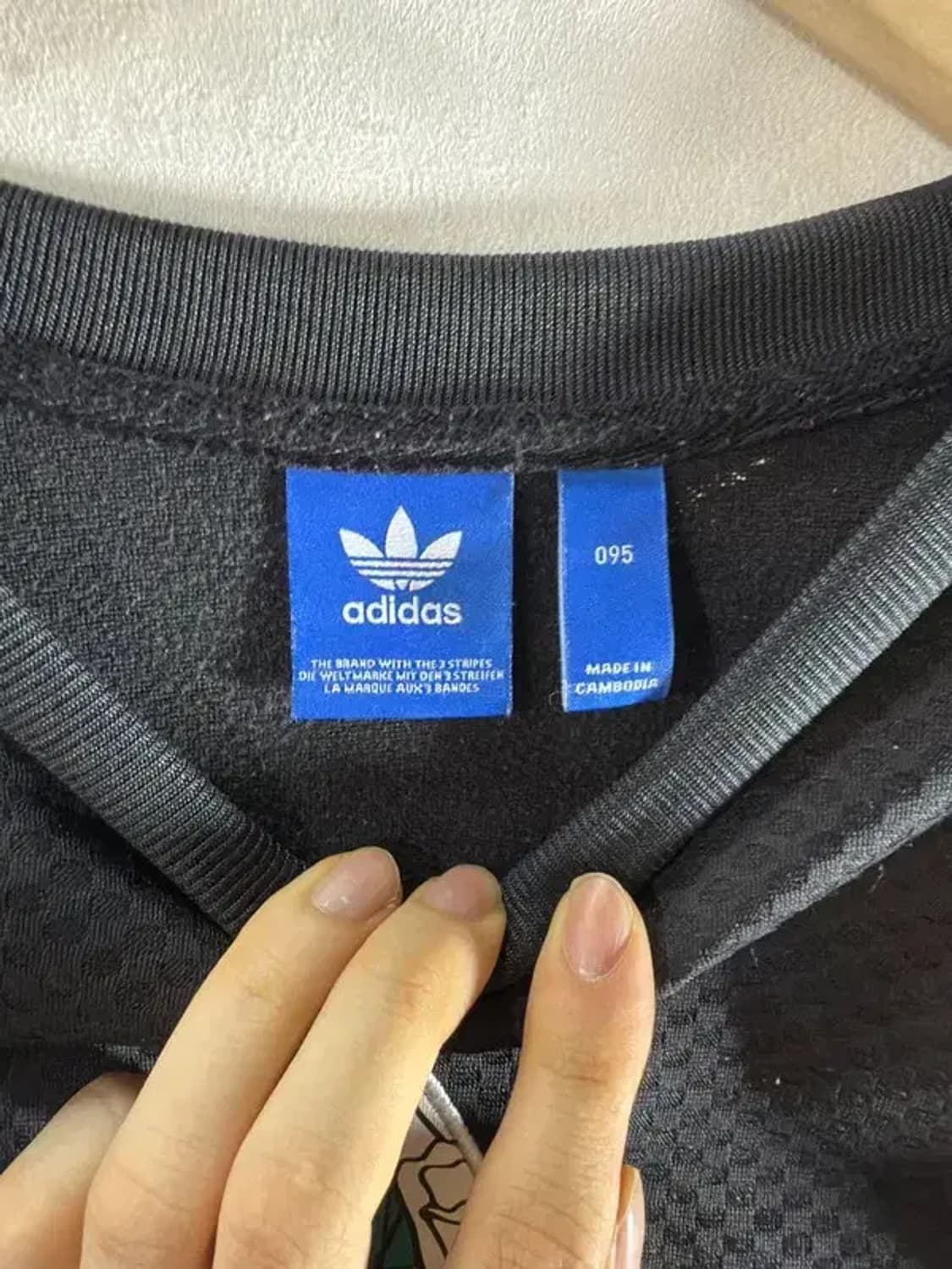[ ADIDAS ] 아디다스 플라워 프린팅 맨투맨 [ SIZE: 95 ] 상품이미지4