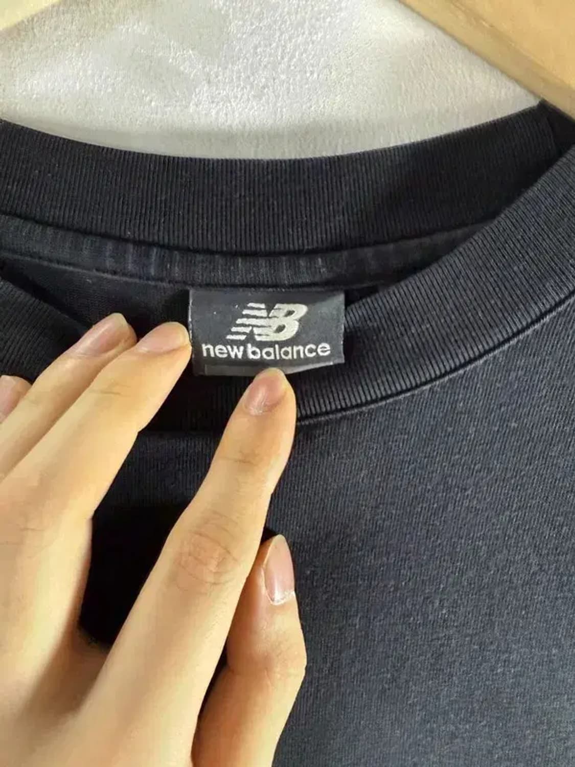 뉴발란스 롱슬리브 티 [ SIZE: 105(XL) ] 상품이미지5