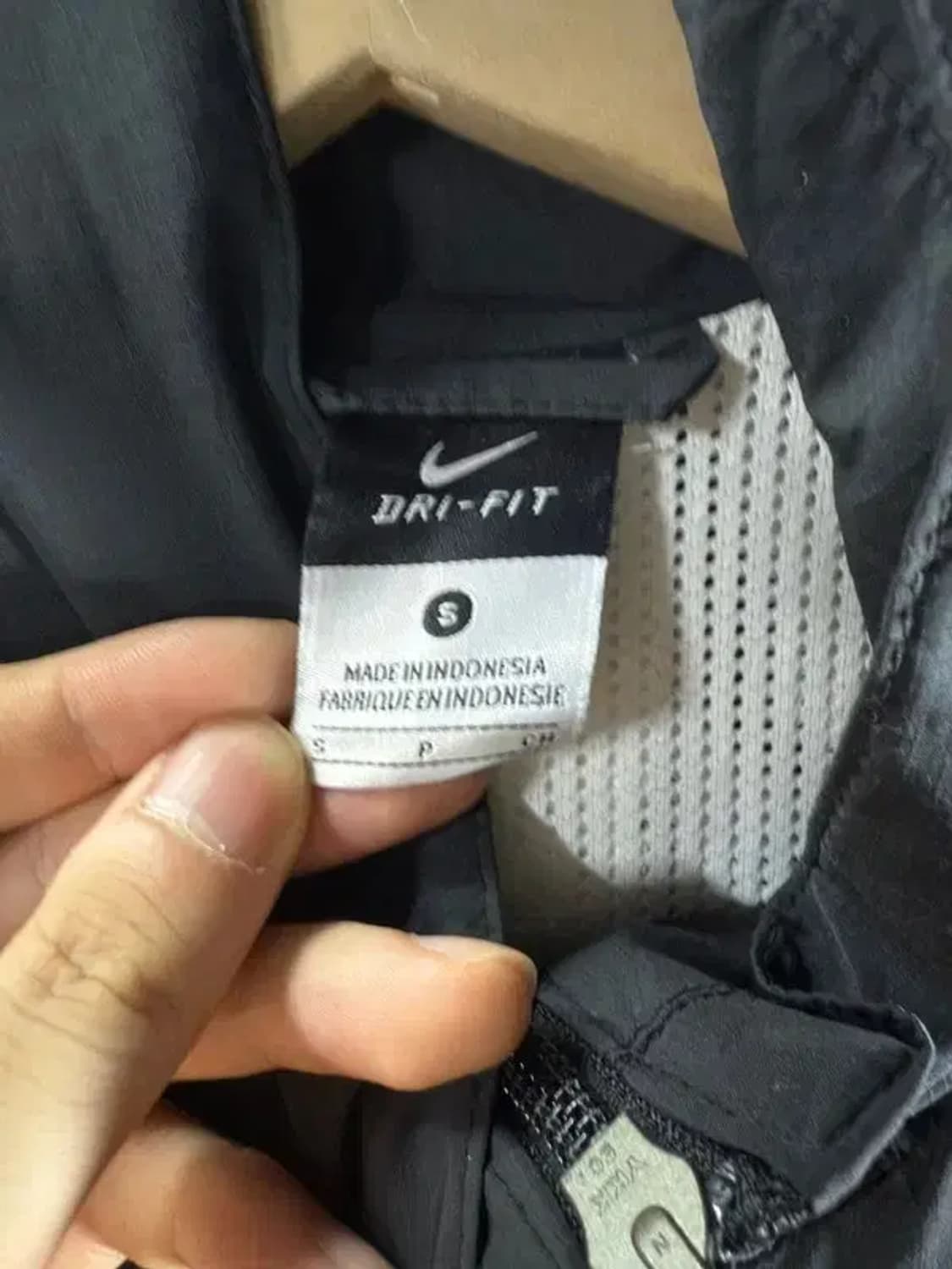 1421 [ NIKE ] 나이키 바람막이 [ SIZE: S ] 상품이미지4