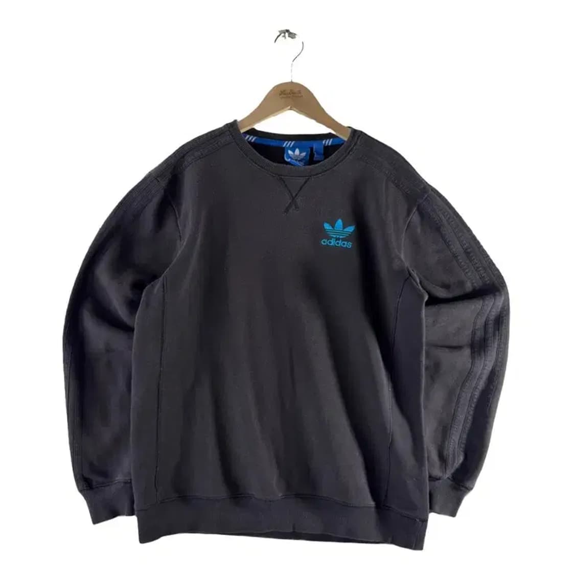 A1612 [ ADIDAS ] 아디다스 맨투맨 [ SIZE: 95 ] 상품이미지1