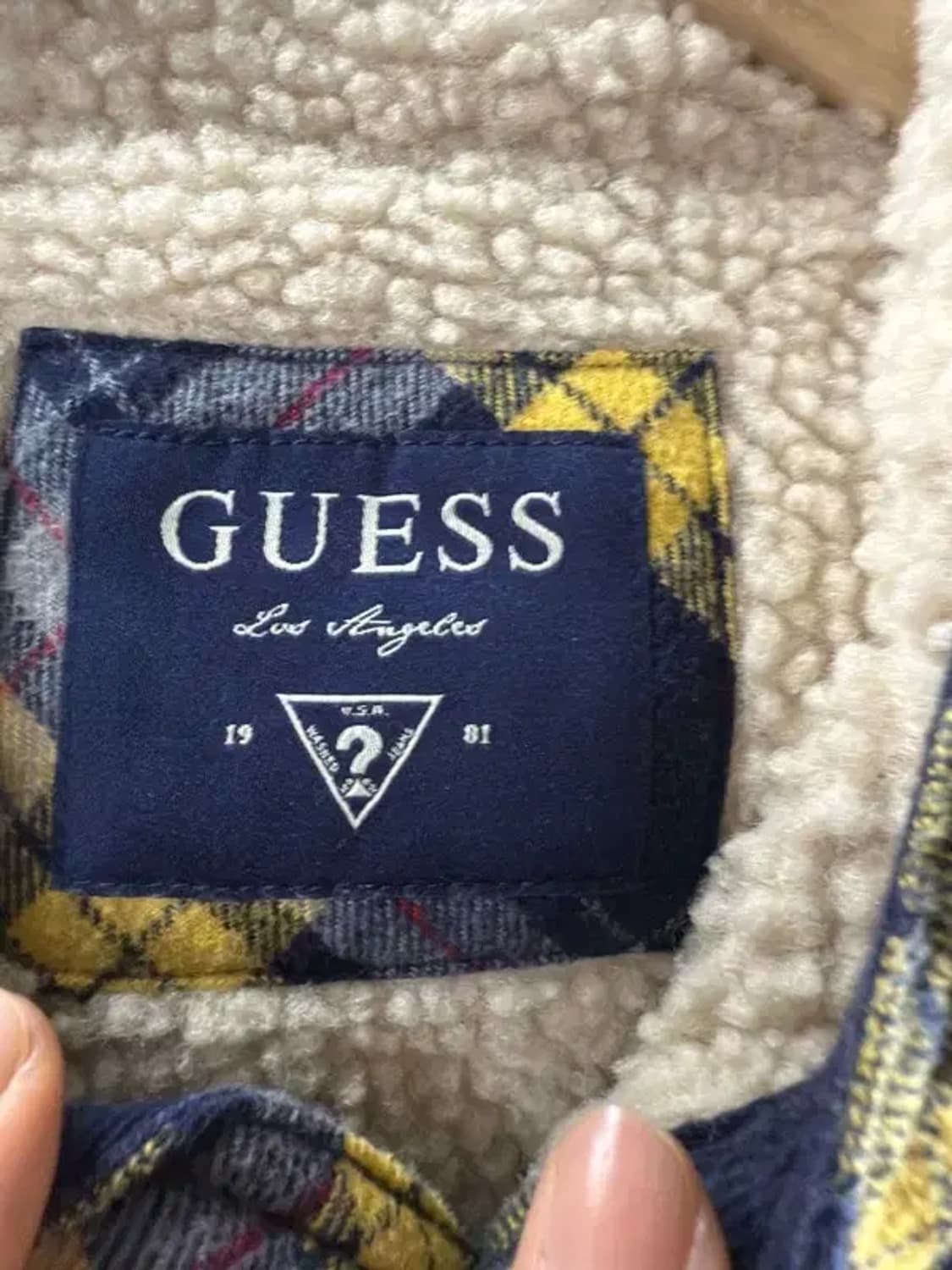 A1683 [ GUESS ] 게스 플리스자켓[ SIZE: L ] 상품이미지5