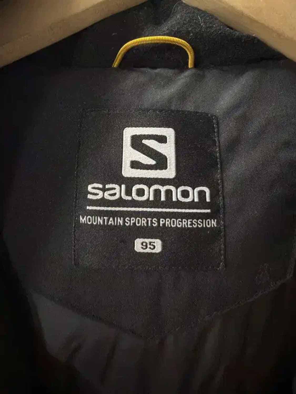 A1679 [ SALOMON ] 살로몬 패딩 [ SIZE: 95 ] 상품이미지5