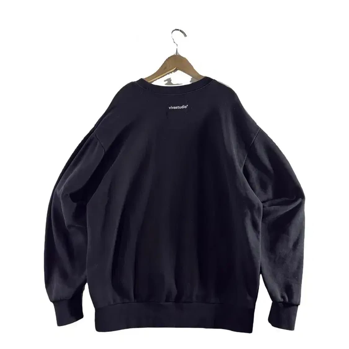 A1895  비바스튜디오 맨투맨 [ SIZE: M ] 상품이미지2