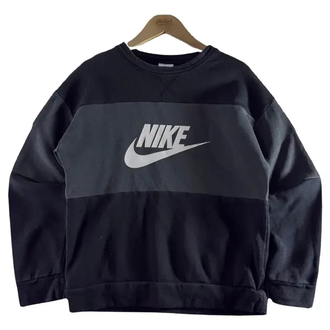 A2036 [ NIKE ] 나이키 맨투맨 [ SIZE: M ] 상품이미지1
