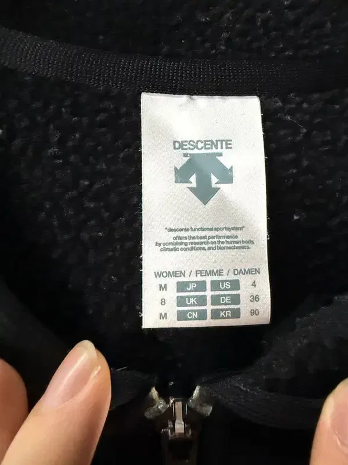 A2064 데상트 스키 후드 집업 [ SIZE: M ] 상품이미지4