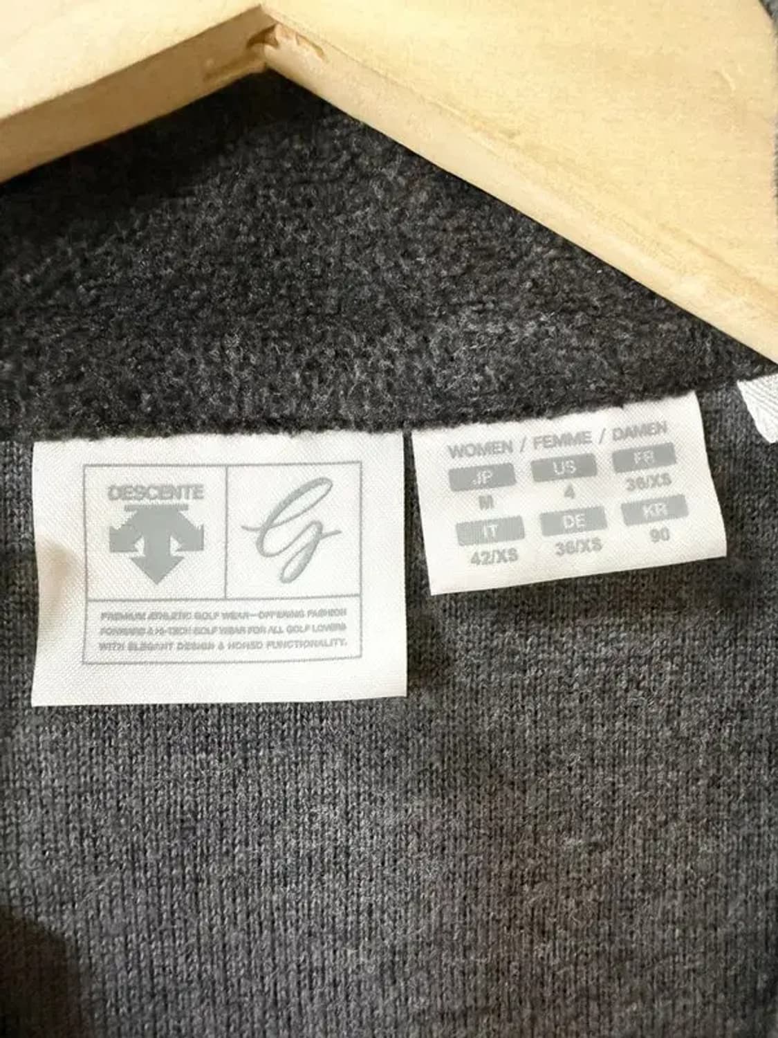 A2231 데상트 집업 [ SIZE: M ] 상품이미지5