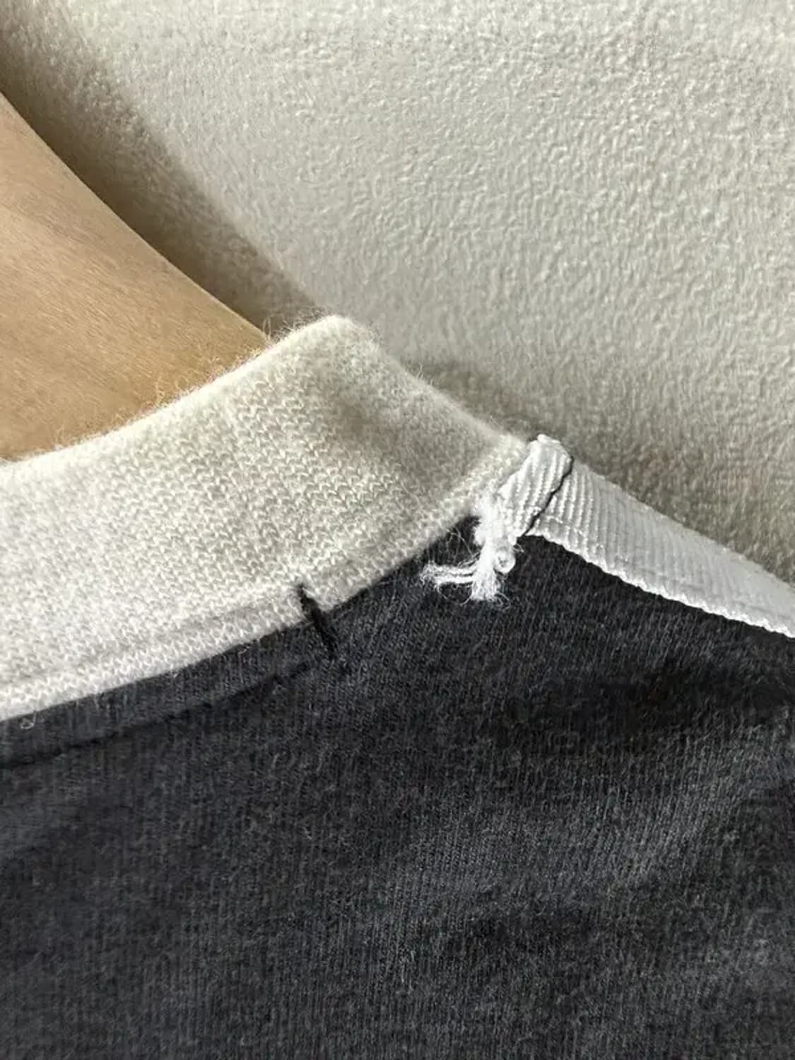 A2407 [ ADIDAS ] 아디다스 크롭 티 [ SIZE: S ] 상품이미지4