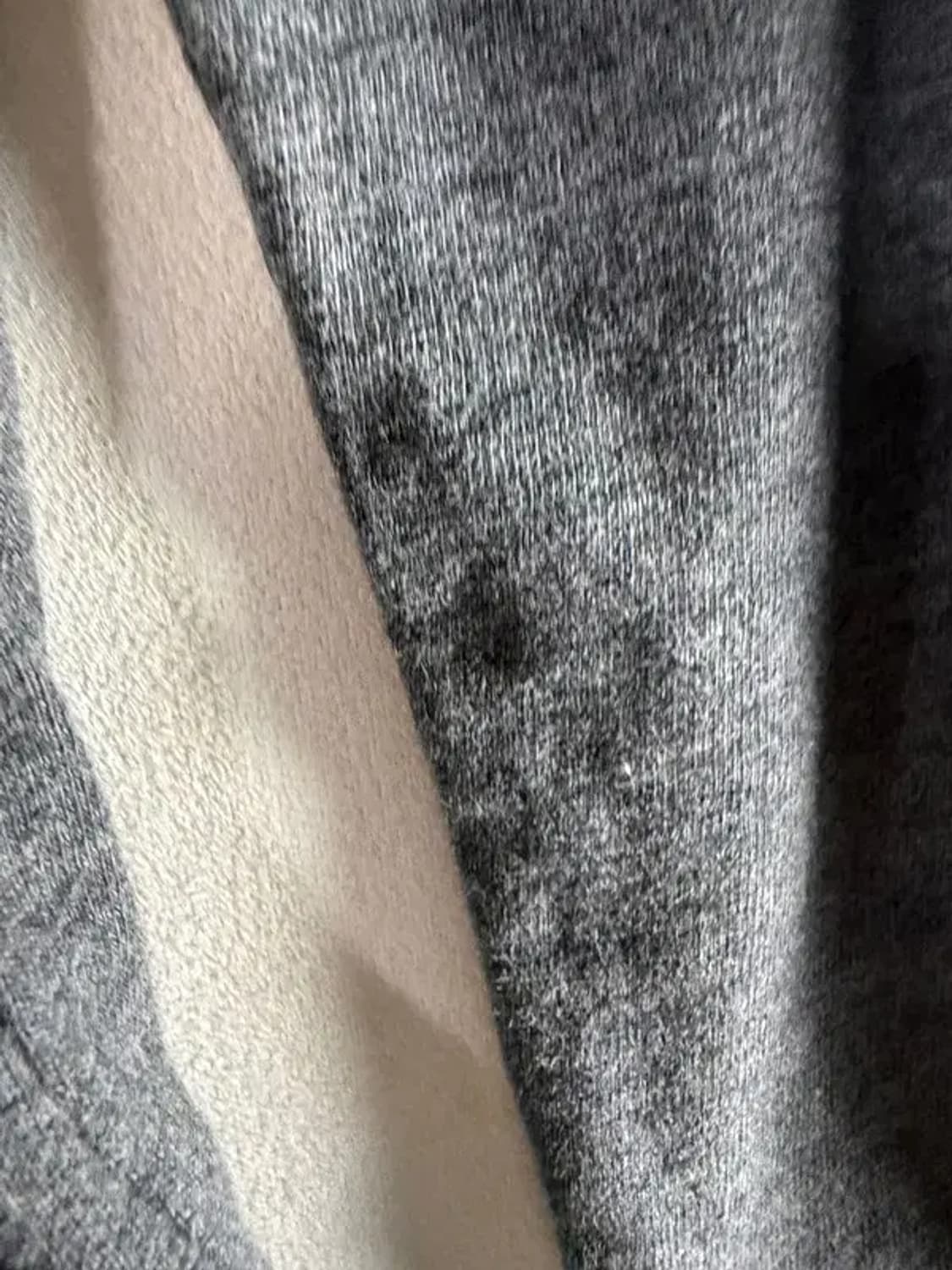 A2426 게스 Y2K 긴팔 티 [ SIZE: XS ] 상품이미지5