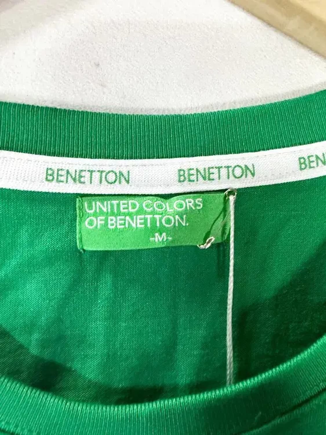 A2515  새상품 베네통 반팔 티 [ SIZE: M ] 상품이미지4