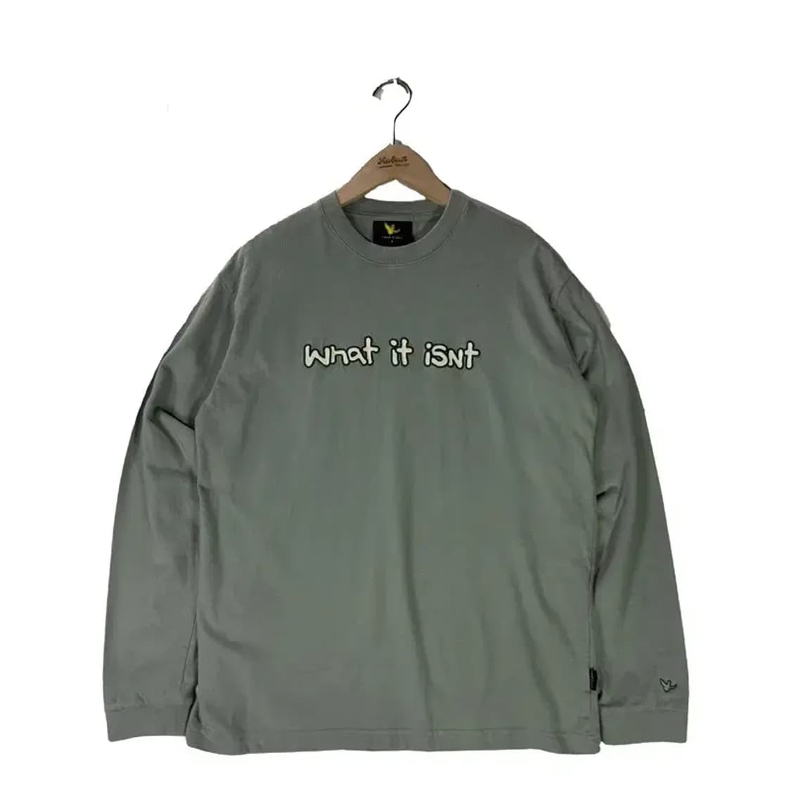 A2527 WHAT IT ISNT 와릿이즌 긴팔 티 [ SIZE: S ] 상품이미지1