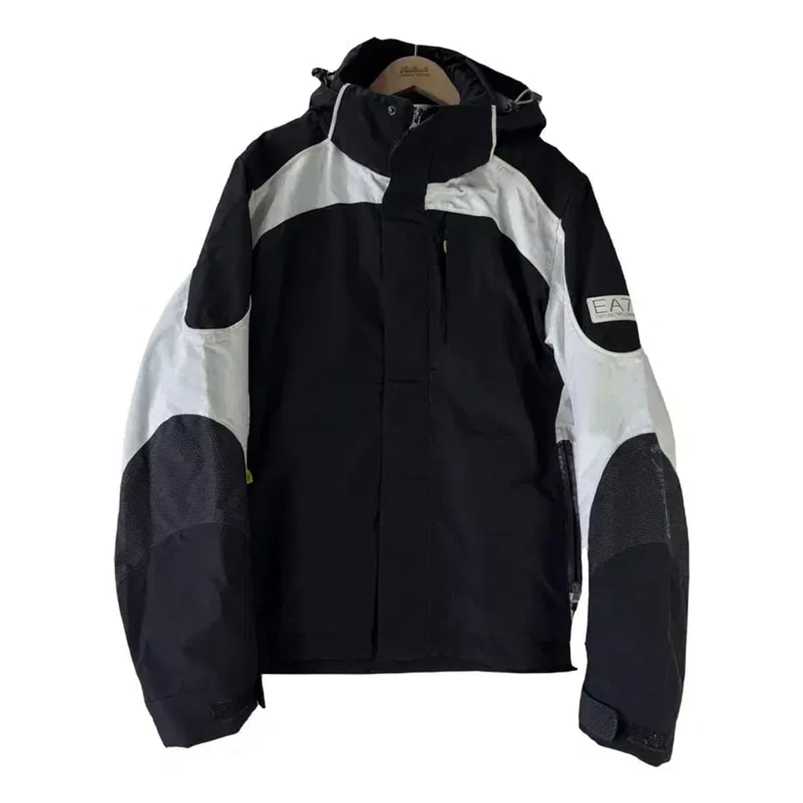 A2565 엠포리오 아르마니 스키점퍼 [ SIZE: M ] 상품이미지1