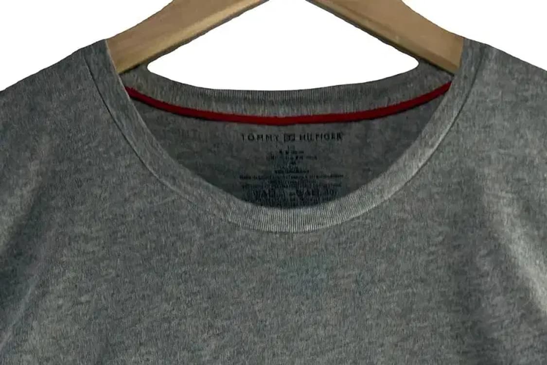 A2666 새상품 타미힐피거 긴팔 티 [ SIZE: L ] 상품이미지3