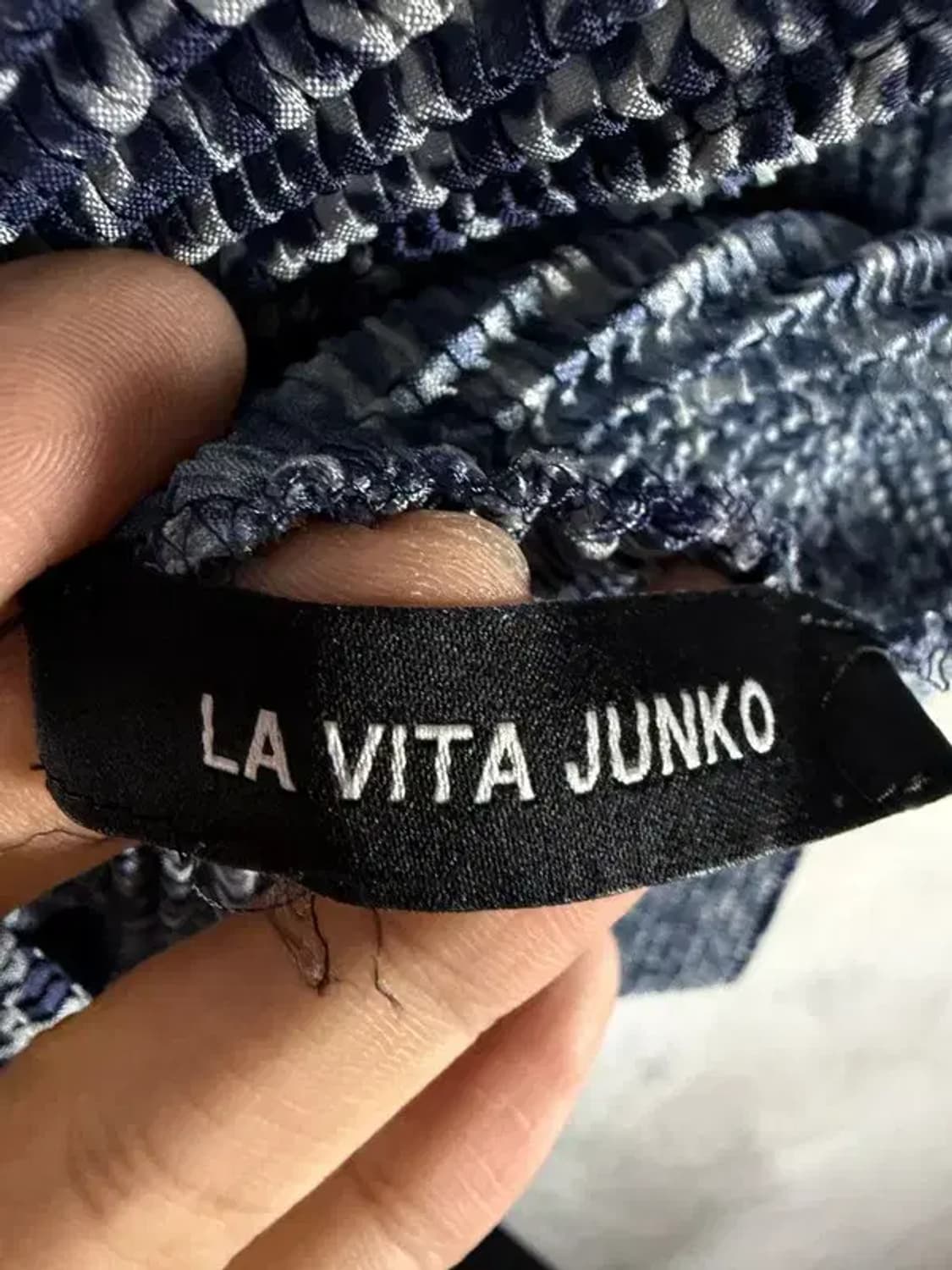 A2810  [ LA VITA JUNKO ] 플리츠 블라우스 상품이미지4