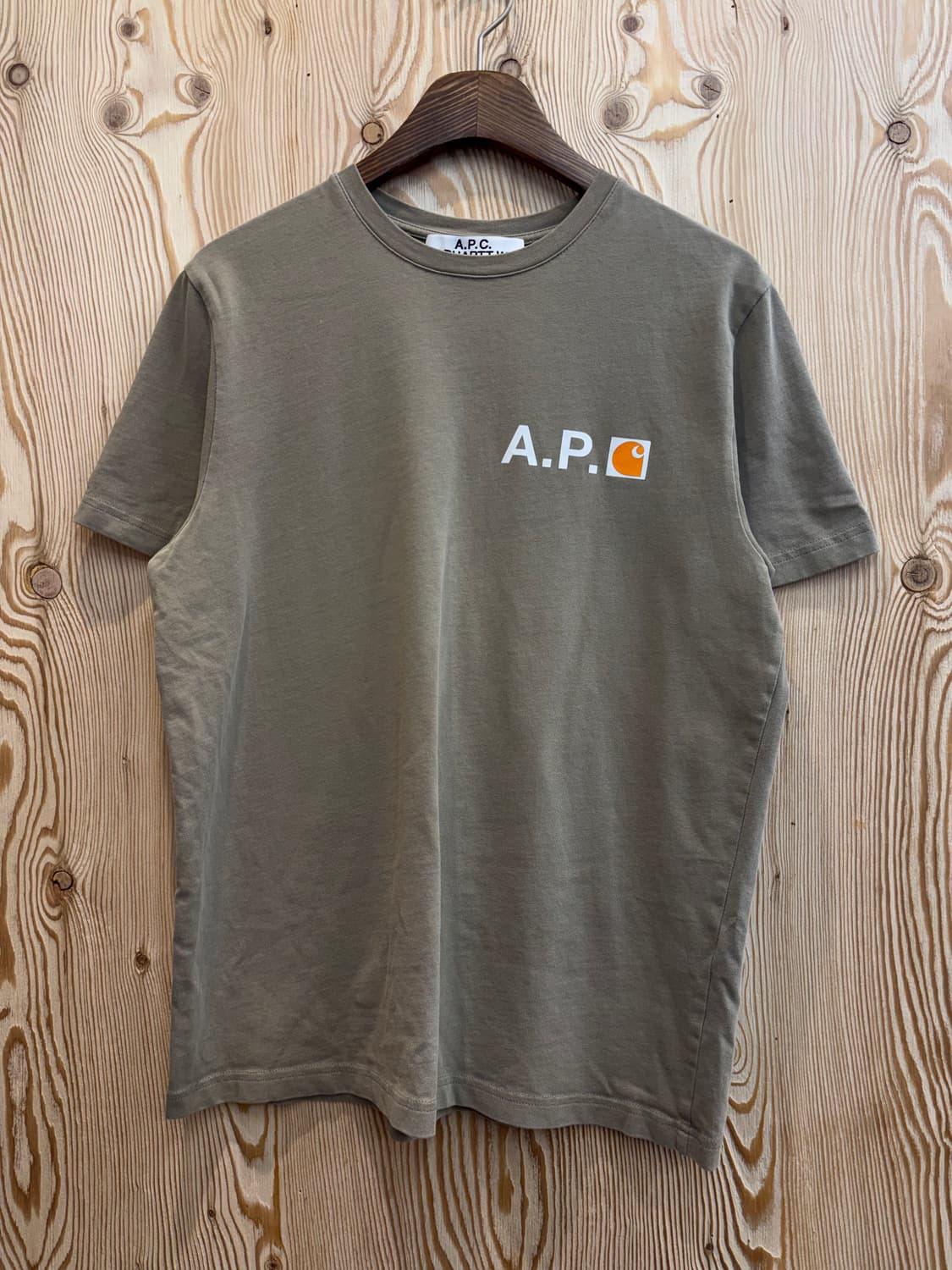 칼하트wip X 아페쎄 파이어 티셔츠 상품이미지1