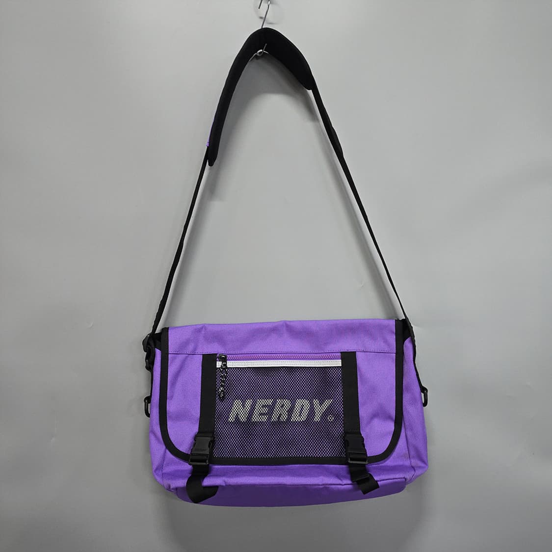 널디 NERDY 메쉬 메신저백 퍼플 상품이미지1