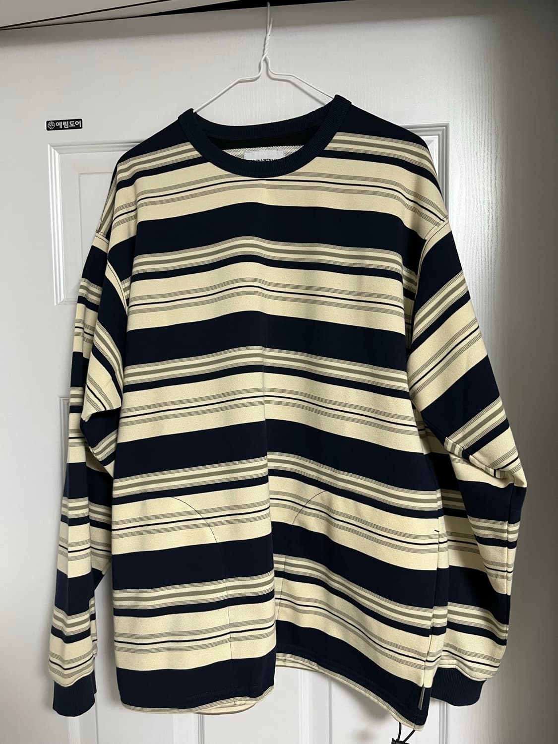 에스피오나지 보더 스트라이프 맨투맨 상품이미지3