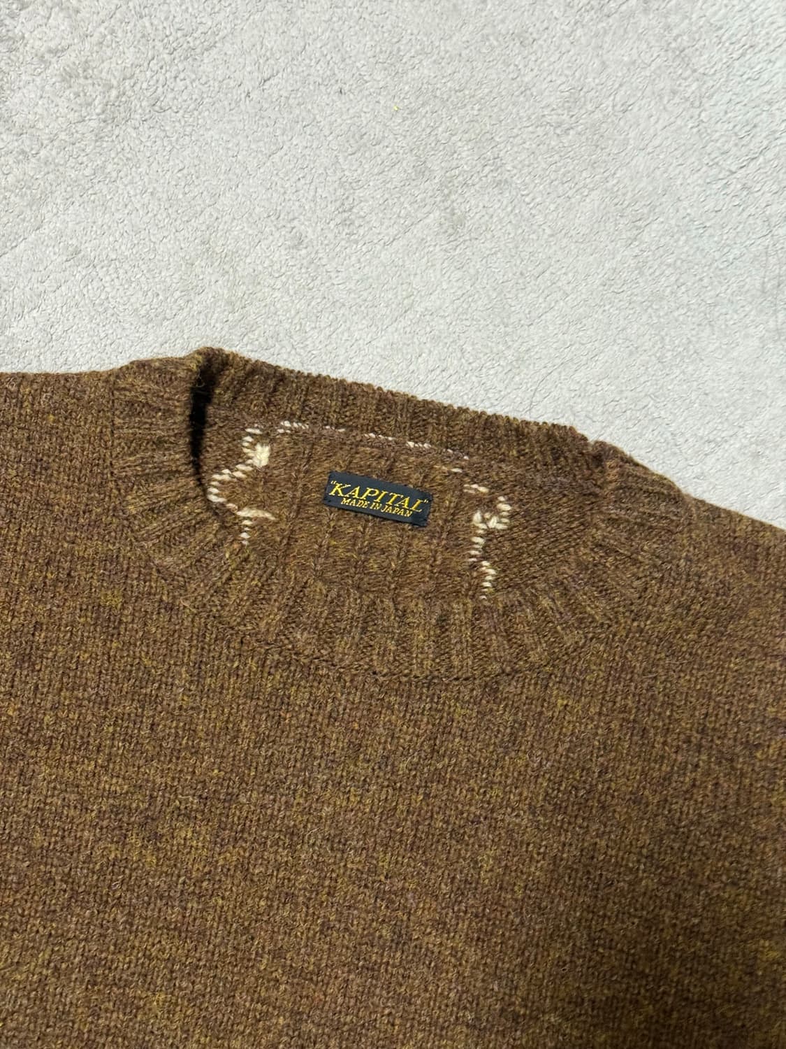 캐피탈 본 니트 브라운 3 상품이미지3